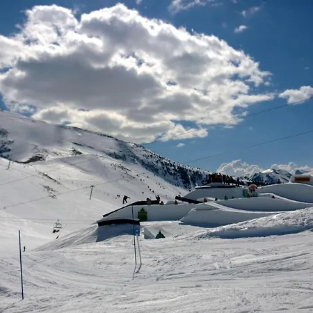 Apartment T2 Pour 4 Pers. A Saint-lary Soulan, Prox. Centre Et Telepherique, Balcon, Navette Gratuite - Fr-1-296-281